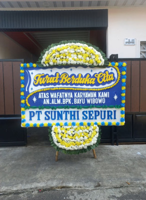 Papan Bunga Duka di Lingkar Selatan